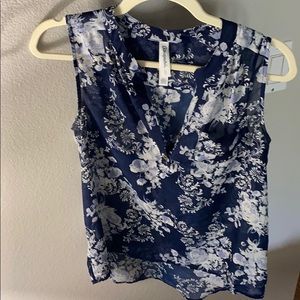 Floral print sleeveless top